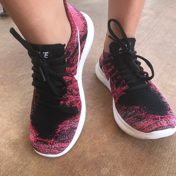 Nike Shoes - Women’s Nike Free RN Flyknit